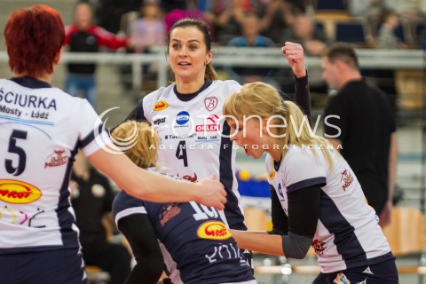  20.12.2013 LODZ SIATKOWKA ORLEN LIGA SEZON 2013/2014 VOLLEYBALL POLISH SEASON BEEF MASTER BUDOWLANI LODZ - PGNIG NAFTA PILA N/Z NATALIA NUSZEL ANITA KWIATKOWSKA RADOSC   