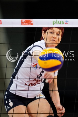  20.12.2013 LODZ SIATKOWKA ORLEN LIGA SEZON 2013/2014 VOLLEYBALL POLISH SEASON BEEF MASTER BUDOWLANI LODZ - PGNIG NAFTA PILA N/Z DOROTA SCIURKA  SYLWETKA   