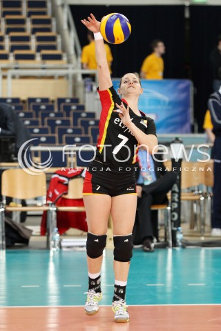  03.01.2014 LODZ ATLAS ARENA<br />SIATKOWKA KOBIET<br />KWALIFIKACJE DO MISTRZOSTW SWIATA 2014<br />2014 FIVB WORLD CHAMPIONSHIP - EUROPEAN QUALIFICATION WOMEN <br />MECZ HISZPANIA - BELGIA ( SPAIN - BELGIUM )<br />N/Z VALERIE COURTOIS SYLWETKA <br /> 