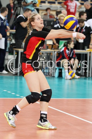  03.01.2014 LODZ ATLAS ARENA<br />SIATKOWKA KOBIET<br />KWALIFIKACJE DO MISTRZOSTW SWIATA 2014<br />2014 FIVB WORLD CHAMPIONSHIP - EUROPEAN QUALIFICATION WOMEN <br />MECZ HISZPANIA - BELGIA ( SPAIN - BELGIUM )<br />N/Z VALERIE COURTOIS SYLWETKA <br /> 