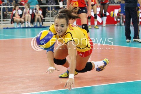  03.01.2014 LODZ ATLAS ARENA<br />SIATKOWKA KOBIET<br />KWALIFIKACJE DO MISTRZOSTW SWIATA 2014<br />2014 FIVB WORLD CHAMPIONSHIP - EUROPEAN QUALIFICATION WOMEN <br />MECZ HISZPANIA - BELGIA ( SPAIN - BELGIUM )<br />N/Z ISABEL GUERRA SYLWETKA <br /> 