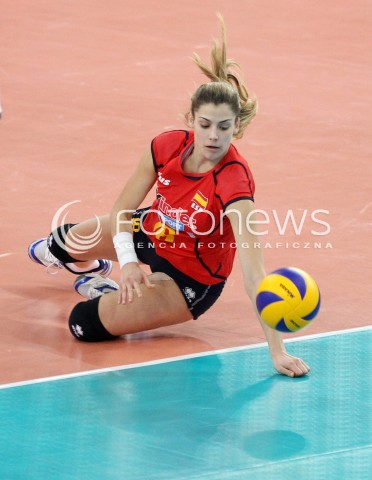  03.01.2014 LODZ ATLAS ARENA<br />SIATKOWKA KOBIET<br />KWALIFIKACJE DO MISTRZOSTW SWIATA 2014<br />2014 FIVB WORLD CHAMPIONSHIP - EUROPEAN QUALIFICATION WOMEN <br />MECZ HISZPANIA - BELGIA ( SPAIN - BELGIUM )<br />N/Z ALBA M. SANCHEZ SYLWETKA <br /> 