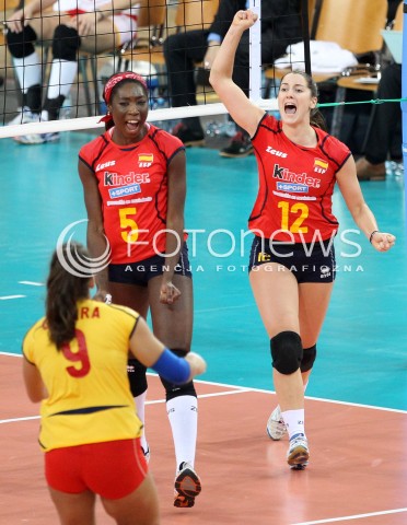  03.01.2014 LODZ ATLAS ARENA<br />SIATKOWKA KOBIET<br />KWALIFIKACJE DO MISTRZOSTW SWIATA 2014<br />2014 FIVB WORLD CHAMPIONSHIP - EUROPEAN QUALIFICATION WOMEN <br />MECZ HISZPANIA - BELGIA ( SPAIN - BELGIUM )<br />N/Z MILAGROS COLLAR JOSE CORRAL M. ISABEL GUERRA RADOSC EMOCJE <br /> 