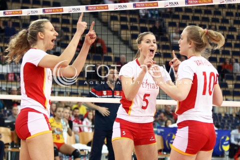  03.01.2014 LODZ ATLAS ARENA<br />SIATKOWKA KOBIET<br />KWALIFIKACJE DO MISTRZOSTW SWIATA 2014<br />2014 FIVB WORLD CHAMPIONSHIP - EUROPEAN QUALIFICATION WOMEN <br />MECZ HISZPANIA - BELGIA ( SPAIN - BELGIUM )<br />N/Z LAURA HEYRMAN LISE VAN HECKE FRAUKE DIRICKX RADOSC EMOCJE <br /> 