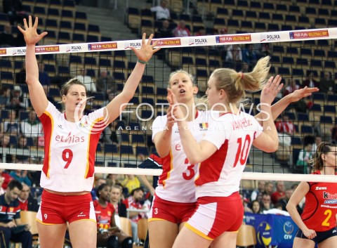  03.01.2014 LODZ ATLAS ARENA<br />SIATKOWKA KOBIET<br />KWALIFIKACJE DO MISTRZOSTW SWIATA 2014<br />2014 FIVB WORLD CHAMPIONSHIP - EUROPEAN QUALIFICATION WOMEN <br />MECZ HISZPANIA - BELGIA ( SPAIN - BELGIUM )<br />N/Z FREYA AELBRECHT FRAUKE DIRICKX LISE VAN HECKE RADOSC EMOCJE <br /> 