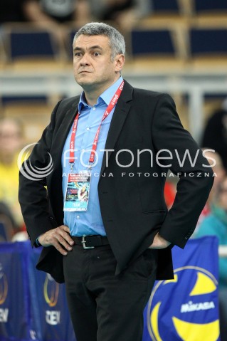  03.01.2014 LODZ ATLAS ARENA<br />SIATKOWKA KOBIET<br />KWALIFIKACJE DO MISTRZOSTW SWIATA 2014<br />2014 FIVB WORLD CHAMPIONSHIP - EUROPEAN QUALIFICATION WOMEN <br />MECZ HISZPANIA - BELGIA ( SPAIN - BELGIUM )<br />N/Z GERT VANDE BROEK TRENER ( HEAD COACH )SYLWETKA <br /> 
