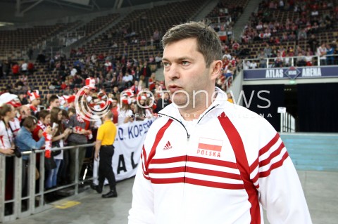  03.01.2014 LODZ ATLAS ARENA<br />SIATKOWKA KOBIET<br />KWALIFIKACJE DO MISTRZOSTW SWIATA 2014<br />2014 FIVB WORLD CHAMPIONSHIP - EUROPEAN QUALIFICATION WOMEN <br />MECZ POLSKA - SZWAJCARIA ( POLAND - SWITZERLAND )<br />N/Z PIOTR MAKOWSKI TRENER ( HEAD COACH ) <br /> 