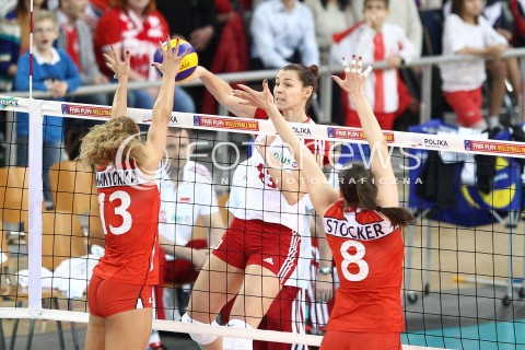  03.01.2014 LODZ ATLAS ARENA<br />SIATKOWKA KOBIET<br />KWALIFIKACJE DO MISTRZOSTW SWIATA 2014<br />2014 FIVB WORLD CHAMPIONSHIP - EUROPEAN QUALIFICATION WOMEN <br />MECZ POLSKA - SZWAJCARIA ( POLAND - SWITZERLAND )<br />N/Z KATARZYNA GAJGAL-ANIOL INES GRANVORKA SANDRA STOCKER <br /> 