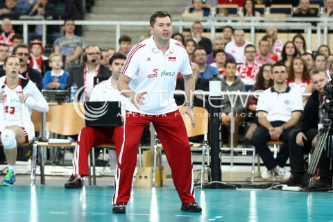  03.01.2014 LODZ ATLAS ARENA<br />SIATKOWKA KOBIET<br />KWALIFIKACJE DO MISTRZOSTW SWIATA 2014<br />2014 FIVB WORLD CHAMPIONSHIP - EUROPEAN QUALIFICATION WOMEN <br />MECZ POLSKA - SZWAJCARIA ( POLAND - SWITZERLAND )<br />N/Z PIOTR MAKOWSKI TRENER ( HEAD COACH ) ZLOSC EMOCJE<br /> 