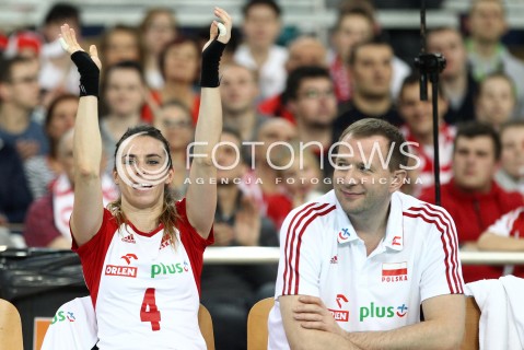  03.01.2014 LODZ ATLAS ARENA<br />SIATKOWKA KOBIET<br />KWALIFIKACJE DO MISTRZOSTW SWIATA 2014<br />2014 FIVB WORLD CHAMPIONSHIP - EUROPEAN QUALIFICATION WOMEN <br />MECZ POLSKA - SZWAJCARIA ( POLAND - SWITZERLAND )<br />N/Z IZABELA BELCIK RADOSC EMOCJE <br /> 