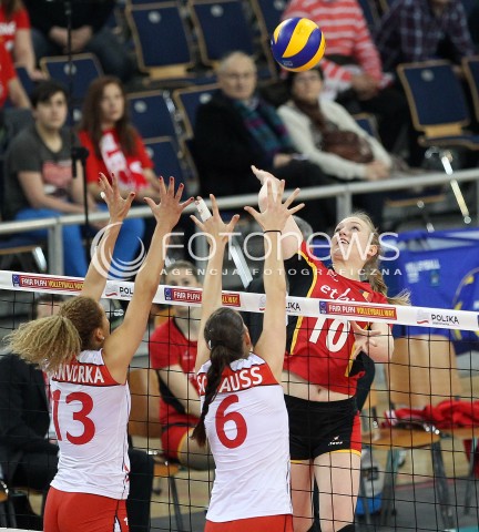 04.01.2014 LODZ ATLAS ARENA<br />SIATKOWKA KOBIET<br />KWALIFIKACJE DO MISTRZOSTW SWIATA 2014<br />2014 FIVB WORLD CHAMPIONSHIP - EUROPEAN QUALIFICATION WOMEN <br />MECZ BELGIA - SZWAJCARIA ( BELGIUM - SWITZERLAND )<br />N/Z LISE VAN HECKE INES GRANVORKA PATRICIA SCHAUSS <br /> 
