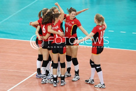  04.01.2014 LODZ ATLAS ARENA<br />SIATKOWKA KOBIET<br />KWALIFIKACJE DO MISTRZOSTW SWIATA 2014<br />2014 FIVB WORLD CHAMPIONSHIP - EUROPEAN QUALIFICATION WOMEN <br />MECZ BELGIA - SZWAJCARIA ( BELGIUM - SWITZERLAND )<br />N/Z NINA COOLMAN LISE VAN HECKE RADOSC EMOCJE <br /> 