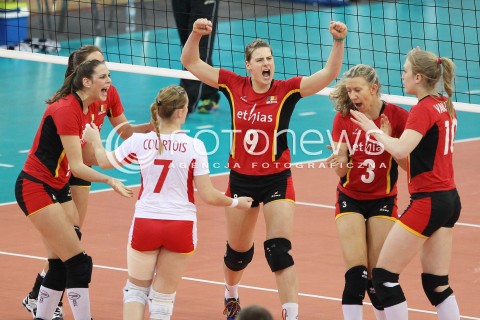  04.01.2014 LODZ ATLAS ARENA<br />SIATKOWKA KOBIET<br />KWALIFIKACJE DO MISTRZOSTW SWIATA 2014<br />2014 FIVB WORLD CHAMPIONSHIP - EUROPEAN QUALIFICATION WOMEN <br />MECZ BELGIA - SZWAJCARIA ( BELGIUM - SWITZERLAND )<br />N/Z FREYA AELBRECHT FRAUKE DIRICKX LISE VAN HECKE VALERIE COURTOIS RADOSC EMOCJE CHARLOTTE LEYS <br /> 