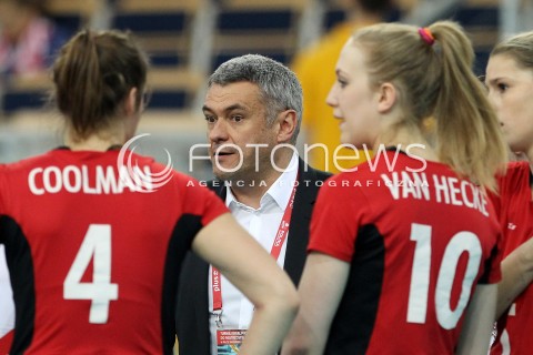  04.01.2014 LODZ ATLAS ARENA<br />SIATKOWKA KOBIET<br />KWALIFIKACJE DO MISTRZOSTW SWIATA 2014<br />2014 FIVB WORLD CHAMPIONSHIP - EUROPEAN QUALIFICATION WOMEN <br />MECZ BELGIA - SZWAJCARIA ( BELGIUM - SWITZERLAND )<br />N/Z GERT VANDE BROEK TRENER ( HEAD COACH ) NINA COOLMAN LISE VAN HECKE <br /> 