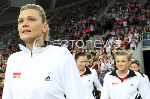  04.01.2014 LODZ ATLAS ARENA<br />SIATKOWKA KOBIET<br />KWALIFIKACJE DO MISTRZOSTW SWIATA 2014<br />2014 FIVB WORLD CHAMPIONSHIP - EUROPEAN QUALIFICATION WOMEN <br />MECZ POLSKA - HISZPANIA ( POLAND - SPAIN )<br />N/Z MALGORZATA GLINKA - MOGENTALE SYLWETKA <br /> 