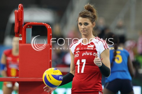  04.01.2014 LODZ ATLAS ARENA<br />SIATKOWKA KOBIET<br />KWALIFIKACJE DO MISTRZOSTW SWIATA 2014<br />2014 FIVB WORLD CHAMPIONSHIP - EUROPEAN QUALIFICATION WOMEN <br />MECZ POLSKA - HISZPANIA ( POLAND - SPAIN )<br />N/Z KATARZYNA SKOWRONSKA - DOLATA SYLWETKA KONTAKT WZROKOWY KW <br /> 