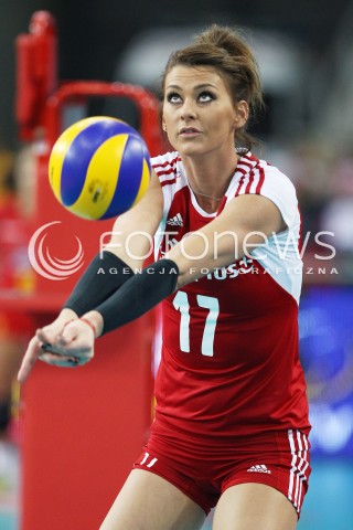  04.01.2014 LODZ ATLAS ARENA<br />SIATKOWKA KOBIET<br />KWALIFIKACJE DO MISTRZOSTW SWIATA 2014<br />2014 FIVB WORLD CHAMPIONSHIP - EUROPEAN QUALIFICATION WOMEN <br />MECZ POLSKA - HISZPANIA ( POLAND - SPAIN )<br />N/Z KATARZYNA SKOWRONSKA - DOLATA SYLWETKA <br /> 
