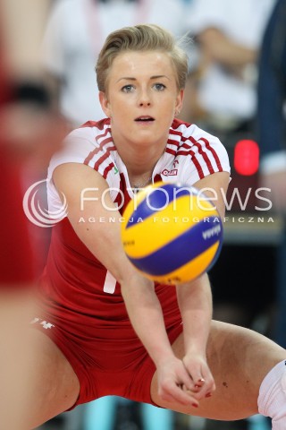  04.01.2014 LODZ ATLAS ARENA<br />SIATKOWKA KOBIET<br />KWALIFIKACJE DO MISTRZOSTW SWIATA 2014<br />2014 FIVB WORLD CHAMPIONSHIP - EUROPEAN QUALIFICATION WOMEN <br />MECZ POLSKA - HISZPANIA ( POLAND - SPAIN )<br />N/Z JOANNA WOLOSZ SYLWETKA <br /> 