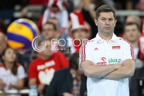  04.01.2014 LODZ ATLAS ARENA<br />SIATKOWKA KOBIET<br />KWALIFIKACJE DO MISTRZOSTW SWIATA 2014<br />2014 FIVB WORLD CHAMPIONSHIP - EUROPEAN QUALIFICATION WOMEN <br />MECZ POLSKA - HISZPANIA ( POLAND - SPAIN )<br />N/Z PIOTR MAKOWSKI TRENER ( HEAD COACH ) SYLWETKA <br /> 