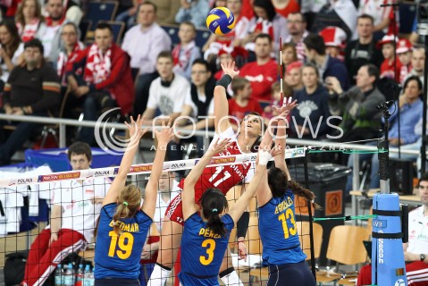  04.01.2014 LODZ ATLAS ARENA<br />SIATKOWKA KOBIET<br />KWALIFIKACJE DO MISTRZOSTW SWIATA 2014<br />2014 FIVB WORLD CHAMPIONSHIP - EUROPEAN QUALIFICATION WOMEN <br />MECZ POLSKA - HISZPANIA ( POLAND - SPAIN )<br />N/Z KATARZYNA SKOWRONSKA - DOLATA SILVIA BEDMAR ANA BELEN PEREZ FERNANDEZ HELIA GONZALEZ <br /> 