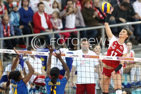  04.01.2014 LODZ ATLAS ARENA<br />SIATKOWKA KOBIET<br />KWALIFIKACJE DO MISTRZOSTW SWIATA 2014<br />2014 FIVB WORLD CHAMPIONSHIP - EUROPEAN QUALIFICATION WOMEN <br />MECZ POLSKA - HISZPANIA ( POLAND - SPAIN )<br />N/Z KATARZYNA SKOWRONSKA - DOLATA MILAGROS COLLAR JESSICA RIVERO <br /> 