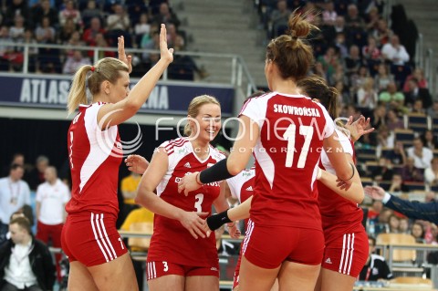  04.01.2014 LODZ ATLAS ARENA<br />SIATKOWKA KOBIET<br />KWALIFIKACJE DO MISTRZOSTW SWIATA 2014<br />2014 FIVB WORLD CHAMPIONSHIP - EUROPEAN QUALIFICATION WOMEN <br />MECZ POLSKA - HISZPANIA ( POLAND - SPAIN )<br />N/Z ELEONORA DZIEKIEWICZ KATARZYNA SKOWRONSKA - DOLATA RADOSC EMOCJE MALGORZATA GLINKA - MOGENTALE <br /> 
