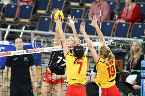  05.01.2014 LODZ ATLAS ARENA<br />SIATKOWKA KOBIET<br />KWALIFIKACJE DO MISTRZOSTW SWIATA 2014<br />2014 FIVB WORLD CHAMPIONSHIP - EUROPEAN QUALIFICATION WOMEN <br />MECZ SZWAJCARIA - HISZPANIA ( SWITZERLAND - SPAIN )<br />N/Z LAURA UNTERNAHRER MABEL CARO GARCIA SILVIA BEDMAR <br /> 