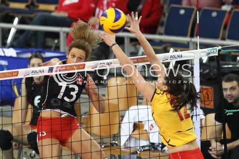  05.01.2014 LODZ ATLAS ARENA<br />SIATKOWKA KOBIET<br />KWALIFIKACJE DO MISTRZOSTW SWIATA 2014<br />2014 FIVB WORLD CHAMPIONSHIP - EUROPEAN QUALIFICATION WOMEN <br />MECZ SZWAJCARIA - HISZPANIA ( SWITZERLAND - SPAIN )<br />N/Z INES GRANVORKA JOSE CORRAL M. <br /> 