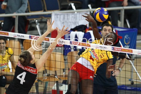  05.01.2014 LODZ ATLAS ARENA<br />SIATKOWKA KOBIET<br />KWALIFIKACJE DO MISTRZOSTW SWIATA 2014<br />2014 FIVB WORLD CHAMPIONSHIP - EUROPEAN QUALIFICATION WOMEN <br />MECZ SZWAJCARIA - HISZPANIA ( SWITZERLAND - SPAIN )<br />N/Z MILAGROS COLLAR ELENA STEINEMANN <br /> 
