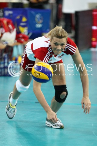  05.01.2014 LODZ ATLAS ARENA<br />SIATKOWKA KOBIET<br />KWALIFIKACJE DO MISTRZOSTW SWIATA 2014<br />2014 FIVB WORLD CHAMPIONSHIP - EUROPEAN QUALIFICATION WOMEN <br />MECZ POLSKA - BELGIA ( POLAND - BELGIUM )<br />N/Z MALGORZATA GLINKA - MOGENTALE SYLWETKA <br /> 
