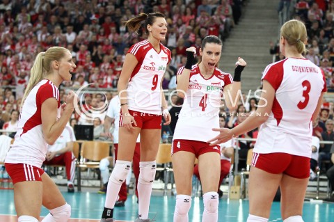  05.01.2014 LODZ ATLAS ARENA<br />SIATKOWKA KOBIET<br />KWALIFIKACJE DO MISTRZOSTW SWIATA 2014<br />2014 FIVB WORLD CHAMPIONSHIP - EUROPEAN QUALIFICATION WOMEN <br />MECZ POLSKA - BELGIA ( POLAND - BELGIUM )<br />N/Z ANNA WERBLINSKA MAJA TOKARSKA IZABELA BELCIK ELEONORA DZIEKIEWICZ RADOSC EMOCJE <br /> 