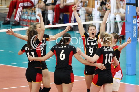  05.01.2014 LODZ ATLAS ARENA<br />SIATKOWKA KOBIET<br />KWALIFIKACJE DO MISTRZOSTW SWIATA 2014<br />2014 FIVB WORLD CHAMPIONSHIP - EUROPEAN QUALIFICATION WOMEN <br />MECZ POLSKA - BELGIA ( POLAND - BELGIUM )<br />N/Z FREYA AELBRECHT FRAUKE DIRICKX CHARLOTTE LEYS LISE VAN HECKE RADOSC EMOCJE <br /> 