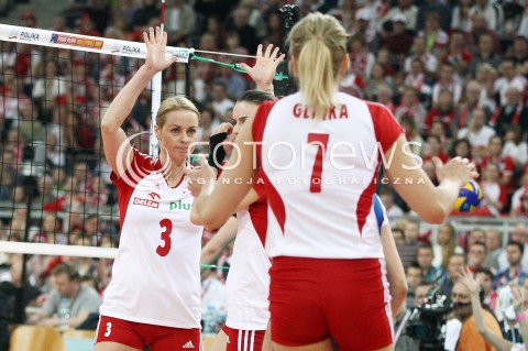  05.01.2014 LODZ ATLAS ARENA<br />SIATKOWKA KOBIET<br />KWALIFIKACJE DO MISTRZOSTW SWIATA 2014<br />2014 FIVB WORLD CHAMPIONSHIP - EUROPEAN QUALIFICATION WOMEN <br />MECZ SZWAJCARIA - HISZPANIA ( SWITZERLAND - SPAIN )<br />N/Z ELEONORA DZIEKIEWICZ MALGORZATA GLINKA - MOGENTALE RADOSC EMOCJE <br /> 