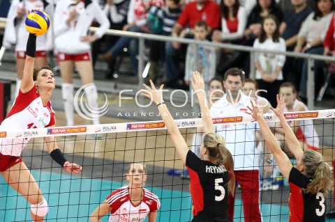  05.01.2014 LODZ ATLAS ARENA<br />SIATKOWKA KOBIET<br />KWALIFIKACJE DO MISTRZOSTW SWIATA 2014<br />2014 FIVB WORLD CHAMPIONSHIP - EUROPEAN QUALIFICATION WOMEN <br />MECZ POLSKA - BELGIA ( POLAND - BELGIUM )<br />N/Z KATARZYNA SKOWRONSKA - DOLATA LAURA HEYRMAN FRAUKE DIRICKX <br /> 