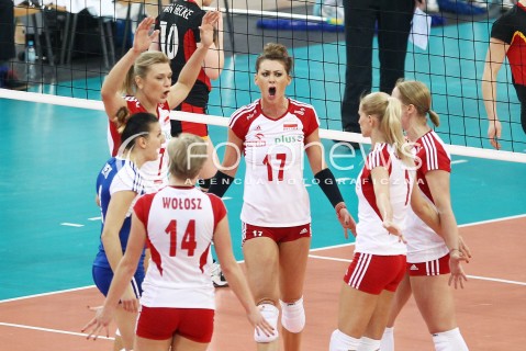  05.01.2014 LODZ ATLAS ARENA<br />SIATKOWKA KOBIET<br />KWALIFIKACJE DO MISTRZOSTW SWIATA 2014<br />2014 FIVB WORLD CHAMPIONSHIP - EUROPEAN QUALIFICATION WOMEN <br />MECZ POLSKA - BELGIA ( POLAND - BELGIUM )<br />N/Z KATARZYNA SKOWRONSKA - DOLATA MALGORZATA GLINKA - MOGENTALE MARIOLA ZENIK JOANNA WOLOSZ ANNA WERBLINSKA RADOSC EMOCJE <br /> 