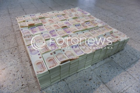  05.01.2014 WARSZAWA MUZEUM SZTUKI NOWOCZESNEJ<br />WYSTAWA W SERCU KRAJU<br />N/Z EKSPOZYCJA<br /> 