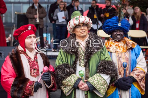 06.01.2014 WARSZAWA ORSZAK TRZECH KROLI W WARSZAWIE N/Z ORSZAK DZIECI KROLOWIE  
