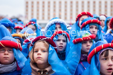  06.01.2014 WARSZAWA ORSZAK TRZECH KROLI W WARSZAWIE N/Z ORSZAK DZIECI  