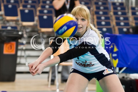  08.01.2014 LODZ SIATKOWKA ORLEN LIGA SEZON 2013/2014 VOLLEYBALL POLISH SEASON BEEF MASTER BUDOWLANI LODZ - KPS CHEMIK POLICE N/Z NATALIA NUSZEL SYLWETKA  