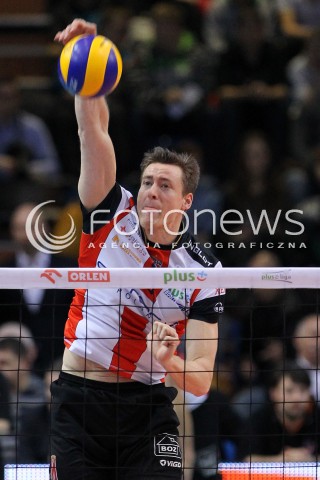  08.01.2014 RZESZOW <br />SIATKOWKA PLUS LIGA 2013/2014 MEN VOLLEYBALL POLAND POLISH PLUSLIGA LEAGUE SEASON 2013/2014 <br />MECZ ASSECO RESOVIA RZESZOW - JASTRZEBSKI WEGIEL <br />N/Z JOCHEN SCHOPS SYLWETKA ATAK<br /> 