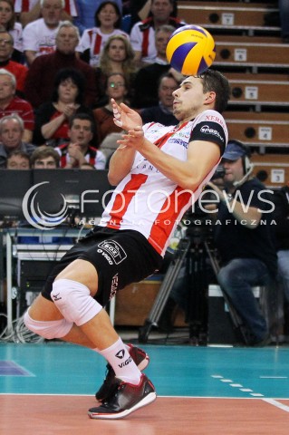  08.01.2014 RZESZOW <br />SIATKOWKA PLUS LIGA 2013/2014 MEN VOLLEYBALL POLAND POLISH PLUSLIGA LEAGUE SEASON 2013/2014 <br />MECZ ASSECO RESOVIA RZESZOW - JASTRZEBSKI WEGIEL <br />N/Z FABIAN DRZYZGA NIEUDANA OBRONA ODBIOR<br /> 