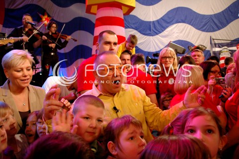  12.01.2014 WARSZAWA<br />
22. FINAL WIELKIEJ ORKIESTRY SWIATECZNEJ POMOCY<br />
N/Z JUREK OWSIAK<br />
 