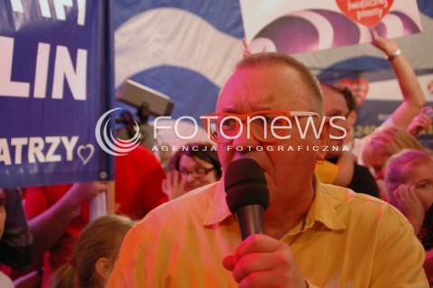  12.01.2014 WARSZAWA<br />
22. FINAL WIELKIEJ ORKIESTRY SWIATECZNEJ POMOCY<br />
N/Z JUREK OWSIAK<br />
 