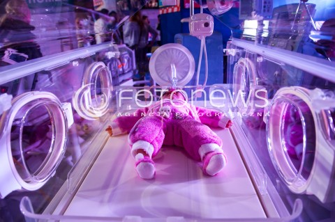  12.01.2014 WARSZAWA 22. FINAL WIELKIEJ ORKIESTRY SWIATECZNEJ POMOCY N/Z SPRZET MEDYCZNY  