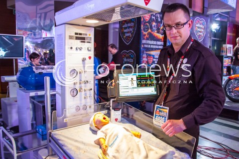  12.01.2014 WARSZAWA 22. FINAL WIELKIEJ ORKIESTRY SWIATECZNEJ POMOCY N/Z SPRZET MEDYCZNY  