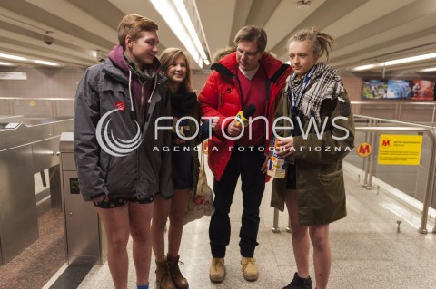  12.01.2014 WARSZAWA<br />
NO PANTS SUBWAY RIDE WARSZAWA<br />
MIEDZYNARODOWY DZIEN JAZDY METREM BEZ SPODNI<br />
AKCJA W WARSZAWSKIM METRZE<br />
N/Z FILIP CHAJZER<br />
 