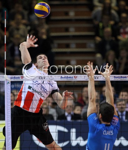  14.01.2014 RZESZOW POLAND <br />SIATKOWKA LIGA MISTRZOW MEN CEV VOLLEYBALL CHAMPIONS LEAGUE 2013/2014 MATCH<br />ASSECO RESOVIA -  KNACK ROESELARE <br />N/Z DAWID KONARSKI GERTJAN CLAES <br /> 