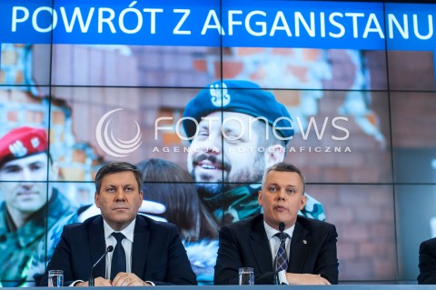  15.01.2014 WARSZAWA KONFERENCJA PRASOWA MINISTRA OBRONY NARODOWEJ TOMASZA SIEMONIAKA N/Z MINISTER OBRONY NARODOWEJ TOMASZ SIEMONIAK JANUSZ PIECHOCINSKI  