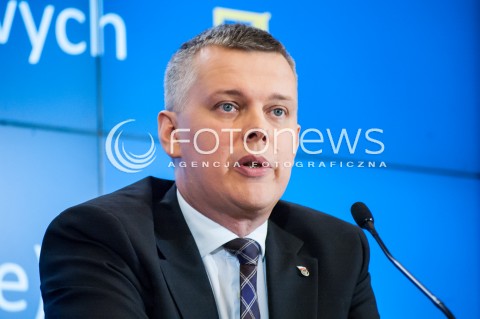  15.01.2014 WARSZAWA KONFERENCJA PRASOWA MINISTRA OBRONY NARODOWEJ TOMASZA SIEMONIAKA N/Z TOMASZ SIEMONIAK  