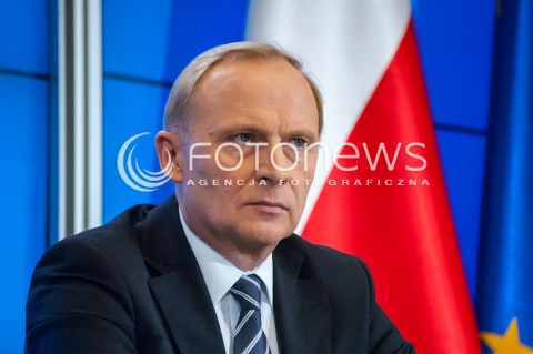  15.01.2014 WARSZAWA KONFERENCJA PRASOWA MINISTRA OBRONY NARODOWEJ TOMASZA SIEMONIAKA N/Z WICEMINISTER OBRONY NARODOWEJ CZESLAW MROCZEK  